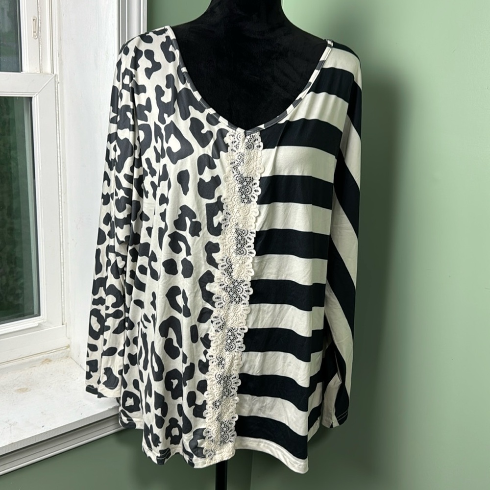 Leopard and striped top 2X